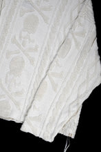 Load image into Gallery viewer, MASTERMIND WORLD OG ARAN SWEAT SHIRT (IVORY)