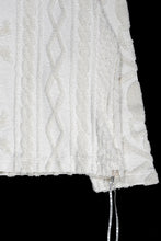 Load image into Gallery viewer, MASTERMIND WORLD OG ARAN SWEAT SHIRT (IVORY)