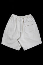 画像をギャラリービューアに読み込む, N/07 2 TUCKS EASY SHORTS / RIBBED CARDBOARD KNIT JERSEY (LIGHT BEIGE)