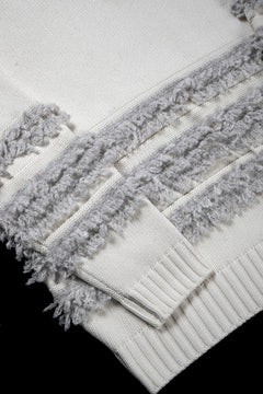 画像をギャラリービューアに読み込む, F/CE. DUAL TEXTURE SHIFTED LINES KNIT (IVORY)