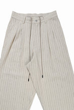 画像をギャラリービューアに読み込む, N/07 3 STITCHES WIDE TAPERED TROUSERS / HEAVY C/LI BUTCHER STRIPES (BEIGE)