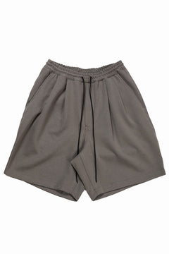 画像をギャラリービューアに読み込む, N/07 2 TUCKS EASY SHORTS / RIBBED CARDBOARD KNIT JERSEY (KHAKI GREEN)