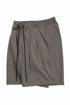 画像をギャラリービューアに読み込む, N/07 2 TUCKS EASY SHORTS / RIBBED CARDBOARD KNIT JERSEY (KHAKI GREEN)