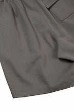 画像をギャラリービューアに読み込む, N/07 2 TUCKS EASY SHORTS / RIBBED CARDBOARD KNIT JERSEY (KHAKI GREEN)