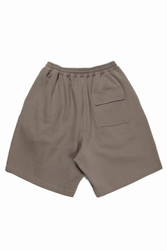 画像をギャラリービューアに読み込む, N/07 2 TUCKS EASY SHORTS / RIBBED CARDBOARD KNIT JERSEY (KHAKI)