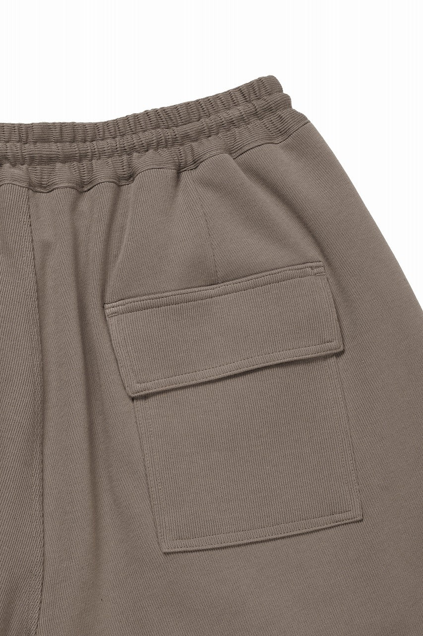画像をギャラリービューアに読み込む, N/07 2 TUCKS EASY SHORTS / RIBBED CARDBOARD KNIT JERSEY (KHAKI)