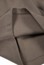 画像をギャラリービューアに読み込む, N/07 2 TUCKS EASY SHORTS / RIBBED CARDBOARD KNIT JERSEY (KHAKI)