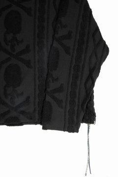 Load image into Gallery viewer, MASTERMIND WORLD OG ARAN SWEAT SHIRT (BLACK)