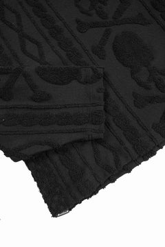 Load image into Gallery viewer, MASTERMIND WORLD OG ARAN SWEAT SHIRT (BLACK)