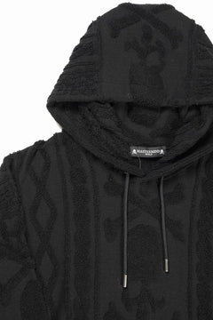 Load image into Gallery viewer, MASTERMIND WORLD OG ARAN HOODIE (BLACK)