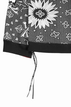 Load image into Gallery viewer, MASTERMIND WORLD REVERSIBLE LS TEE (BLACK x RED)