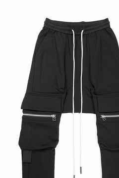 画像をギャラリービューアに読み込む, A.F ARTEFACT FLAP ZIP SARROUEL SKINNY SWEAT PANTS (BLACK)