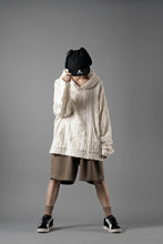 画像をギャラリービューアに読み込む, N/07 2 TUCKS EASY SHORTS / RIBBED CARDBOARD KNIT JERSEY (KHAKI)