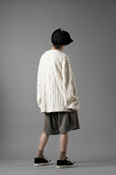 Load image into Gallery viewer, MASTERMIND WORLD OG ARAN SWEAT SHIRT (IVORY)