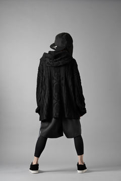 画像をギャラリービューアに読み込む, N/07 2 TUCKS EASY SHORTS / RIBBED CARDBOARD KNIT JERSEY (CHARCOAL)