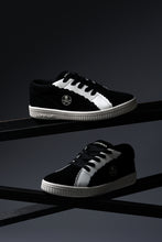 画像をギャラリービューアに読み込む, mastermind JAPAN x AIRWALK LOW CUT SNEAKER (BLACK x WHITE)