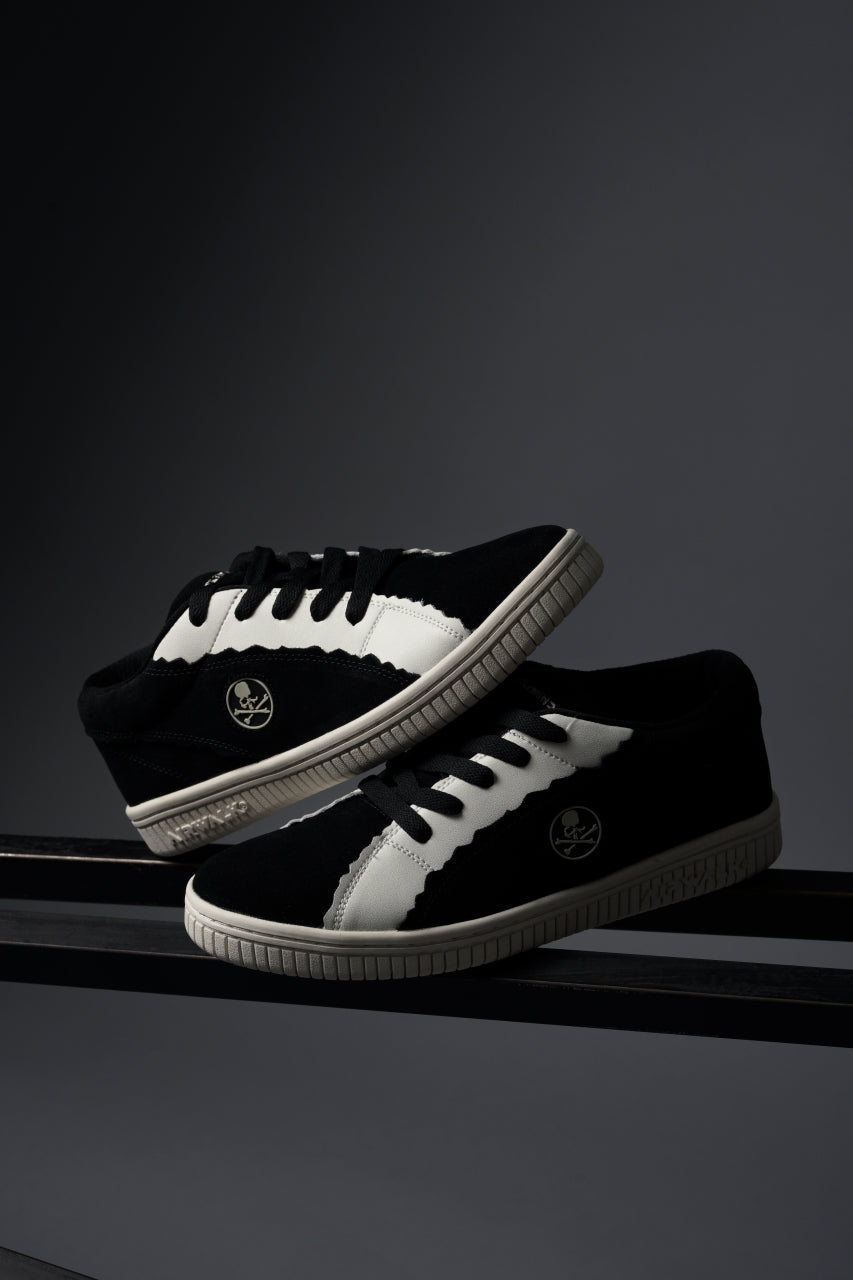 画像をギャラリービューアに読み込む, mastermind JAPAN x AIRWALK LOW CUT SNEAKER (BLACK x WHITE)