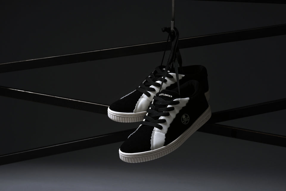 画像をギャラリービューアに読み込む, mastermind JAPAN x AIRWALK LOW CUT SNEAKER (BLACK x WHITE)