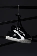 画像をギャラリービューアに読み込む, mastermind JAPAN x AIRWALK LOW CUT SNEAKER (BLACK x WHITE)