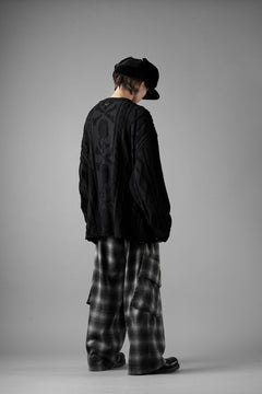 Load image into Gallery viewer, MASTERMIND WORLD OG ARAN CARDIGAN (BLACK)