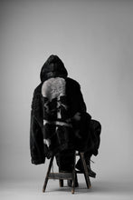 Load image into Gallery viewer, mastermind JAPAN POLAR BEAR ZIP-UP HOODIE (BLACK)