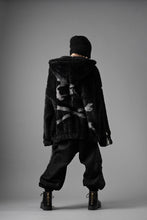 Load image into Gallery viewer, mastermind JAPAN POLAR BEAR ZIP-UP HOODIE (BLACK)