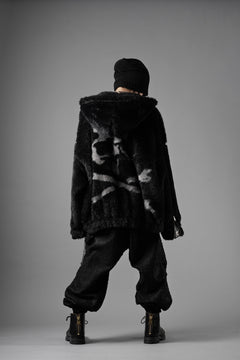 Load image into Gallery viewer, mastermind JAPAN POLAR BEAR ZIP-UP HOODIE (BLACK)