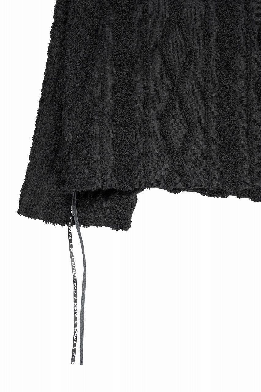 Load image into Gallery viewer, MASTERMIND WORLD OG ARAN CARDIGAN (BLACK)