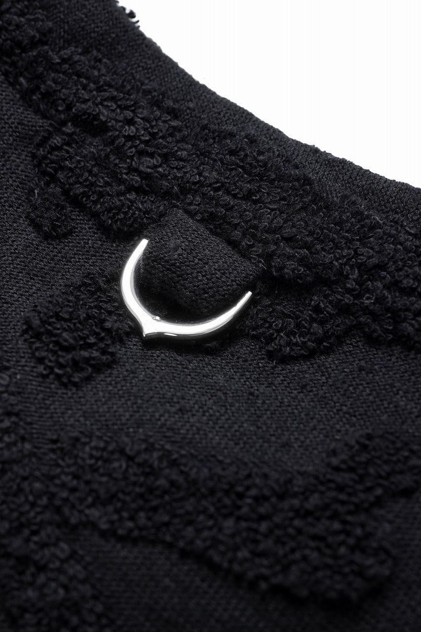 Load image into Gallery viewer, MASTERMIND WORLD OG ARAN CARDIGAN (BLACK)