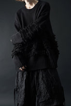 画像をギャラリービューアに読み込む, F/CE. DUAL TEXTURE SHIFTED LINES KNIT (BLACK)