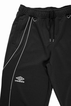 画像をギャラリービューアに読み込む, MASTERMIND WORLD x UMBRO TRACK PANTS (BLACK)