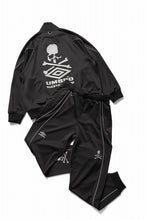画像をギャラリービューアに読み込む, MASTERMIND WORLD x UMBRO TRACK JACKET (BLACK)