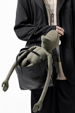 画像をギャラリービューアに読み込む, discord Yohji Yamamoto Gusset Diaphragm Tote Bag (M) / Smooth Cow Leather (BLACK)