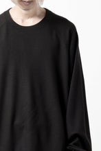 画像をギャラリービューアに読み込む, COLINA TUCK SWEAT TOPS / SUPER 140s WASHABLE WOOL (EBONY)