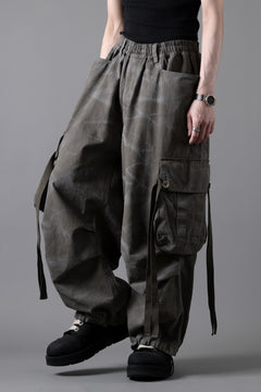 画像をギャラリービューアに読み込む, A.F ARTEFACT EXTREME WIDE CARGO PANTS / VINTAGE DYED (KHAKI)