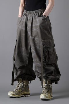 画像をギャラリービューアに読み込む, A.F ARTEFACT EXTREME WIDE CARGO PANTS / VINTAGE DYED (KHAKI)