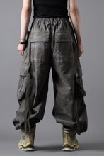 画像をギャラリービューアに読み込む, A.F ARTEFACT EXTREME WIDE CARGO PANTS / VINTAGE DYED (KHAKI)