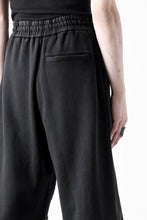 Load image into Gallery viewer, Feng Chen Wang PANELLED STRAIGHT SWEATPANTS (BLACK)