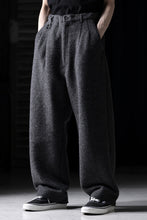 画像をギャラリービューアに読み込む, TARO HORIUCHI / th products KAPOOR / Wide Tapered Pants / travel wool premiere (gray)