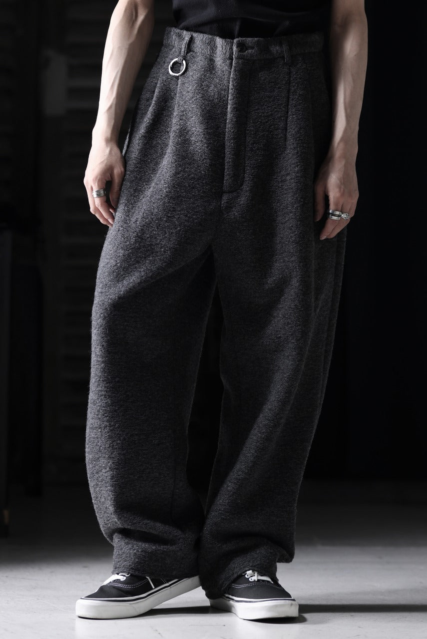 画像をギャラリービューアに読み込む, TARO HORIUCHI / th products KAPOOR / Wide Tapered Pants / travel wool premiere (gray)