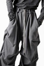 画像をギャラリービューアに読み込む, A.F ARTEFACT EXTREME WIDE BAGGY PANTS / SERGE TWILL (L.GREY)