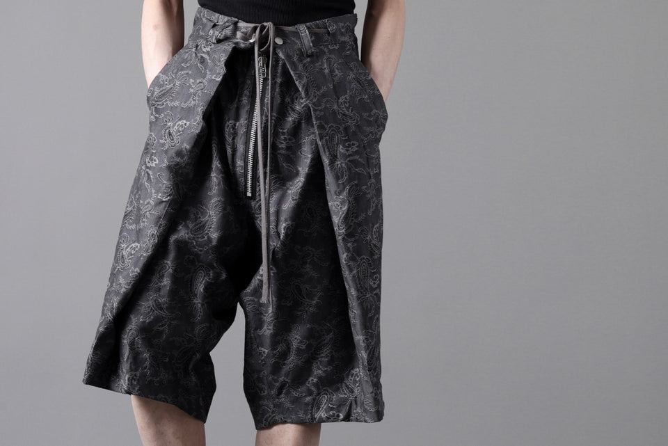 画像をギャラリービューアに読み込む, A.F ARTEFACT ZIP FOLDING TUCK SHORTS / PAISLEY JACQUARD (D.GREY)