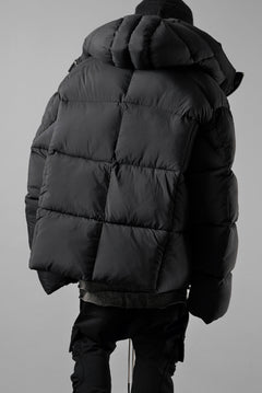 画像をギャラリービューアに読み込む, thom/krom BIG HOODIE OVERSIZED JACKET / WARM PUFFER (BLACK)