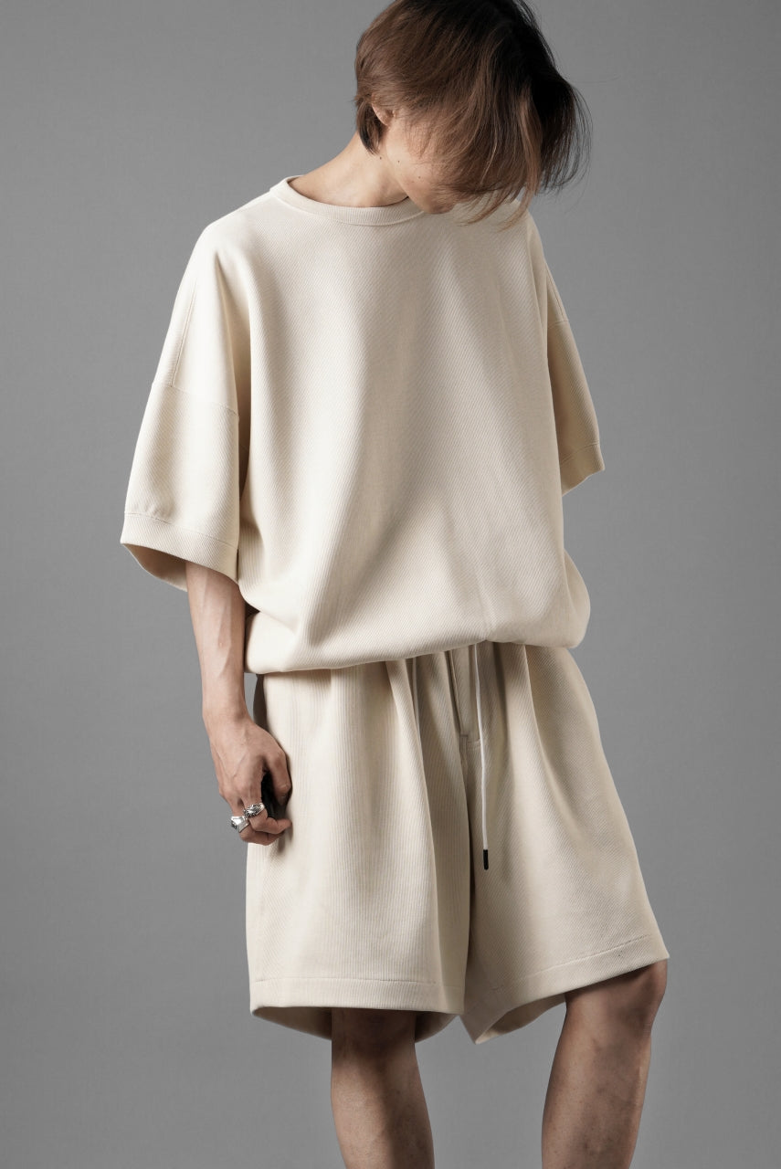 画像をギャラリービューアに読み込む, N/07 2 TUCKS EASY SHORTS / RIBBED CARDBOARD KNIT JERSEY (LIGHT BEIGE)