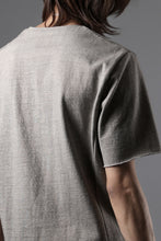 Load image into Gallery viewer, black crow x LOOM exclusive short sleeve tops / dyed medium cotton jersey (淡墨)