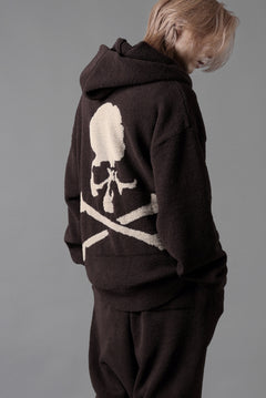 Load image into Gallery viewer, MASTERMIND WORLD LOUNGE FULL-ZIP HOODIE / SOFTY BOA FLEECE (BROWN x SAND)