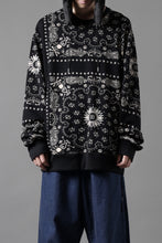 画像をギャラリービューアに読み込む, mastermind JAPAN BANDANA SWEATSHIRT / REGULAR FIT (BLACK BASE)