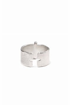 Load image into Gallery viewer, m.a+ silver stitched cross ring / AG18/AG (SILVER)