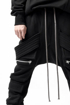 画像をギャラリービューアに読み込む, A.F ARTEFACT BELTED FLAP ZIP SARROUEL CARGO PANTS (BLACK)