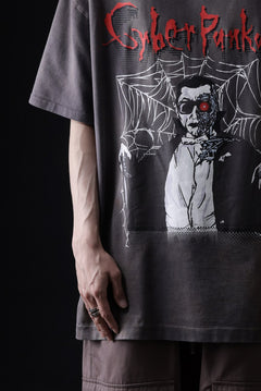 画像をギャラリービューアに読み込む, ZIG UR IDOL FADED &amp; CRACKED SS TOPS - Cyber Punkula (VINTAGE GREY)